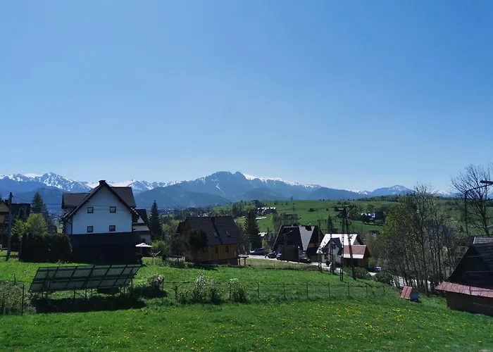 בית אירוח Czarny Jelen *