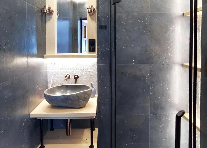 Czarny Jelen * זקופאנה